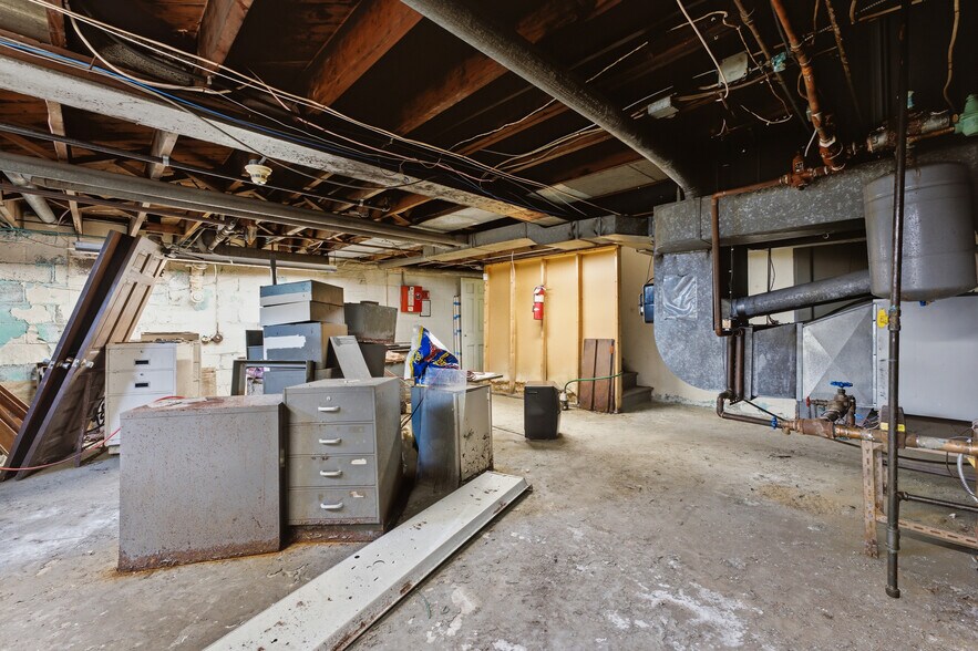More Photos Of 100 Mantua Blvd, Mantua Office For Sale