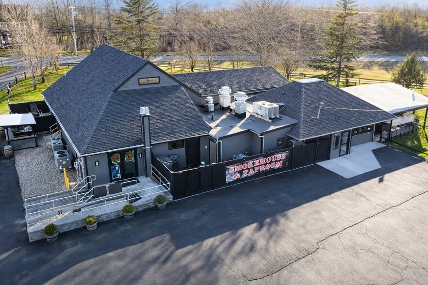 Primary Photo Of 9095 Sound Ave, Mattituck Restaurant For Sale