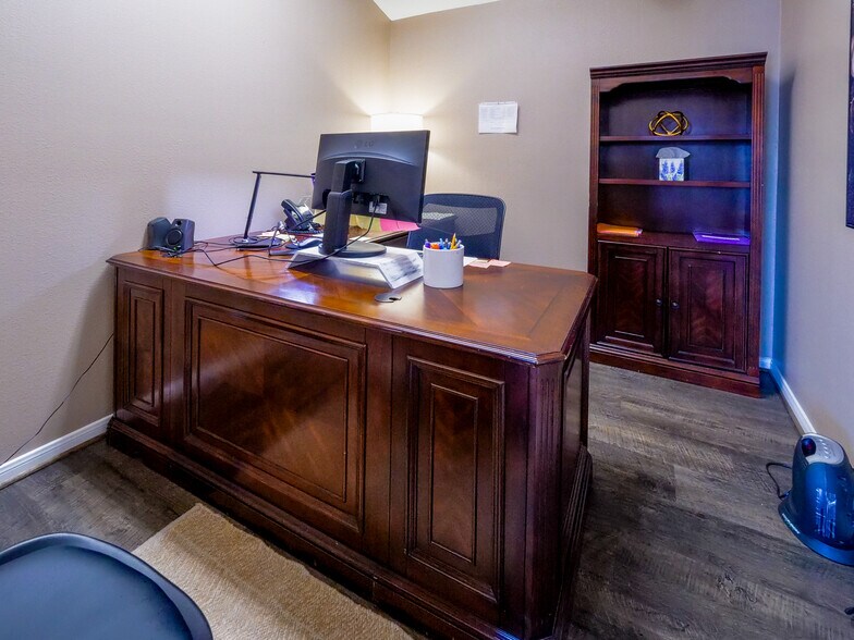 More Photos Of 5122 FM 1488 Rd, Magnolia Office Residential For Sale