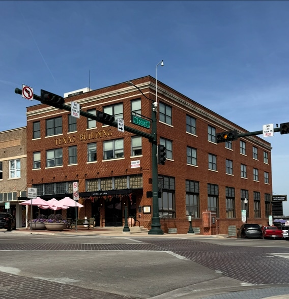 Primary Photo Of 100-102 W Oak St, Denton Office For Lease