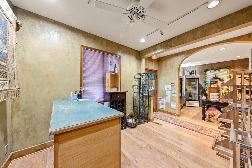 More Photos Of 405 Main St, Parkville Storefront Retail Office For Sale