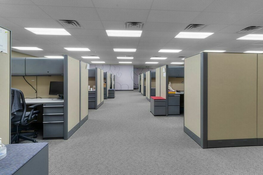 More Photos Of 695 Pro Med Ln, Carmel Medical For Sale