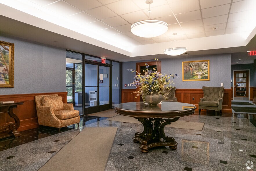 More Photos Of 85 Harristown Rd, Glen Rock Medical For Lease