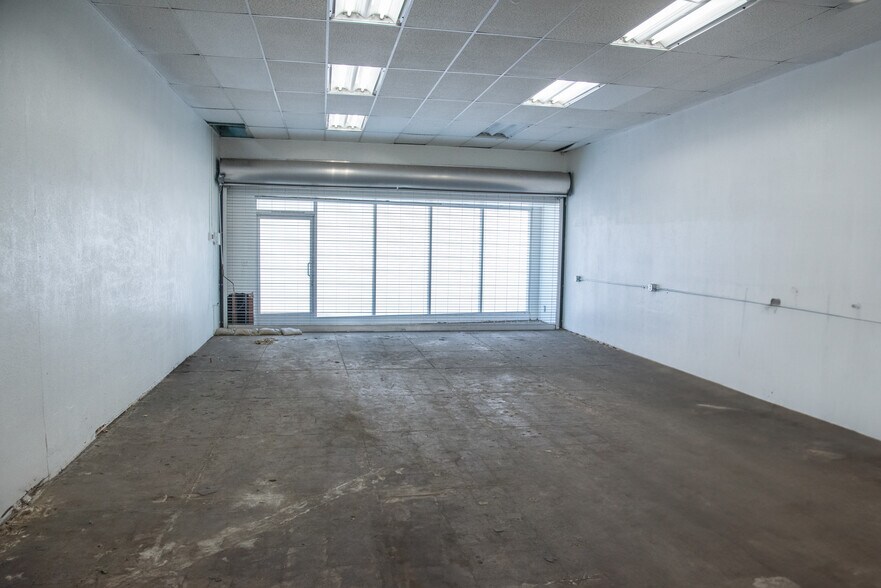 More Photos Of 1244-1248 Long Beach Blvd, Long Beach Storefront For Lease