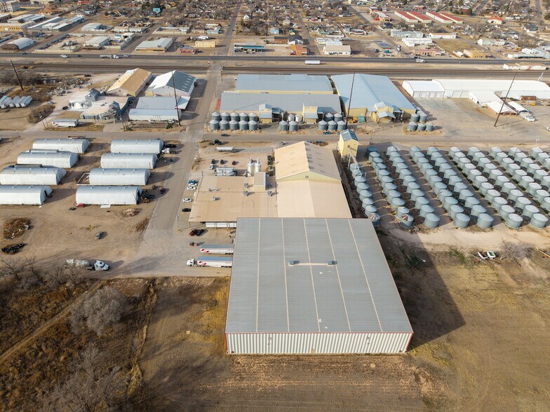 More Photos Of 225 Lawton Ave, Hereford Manufacturing For Sale