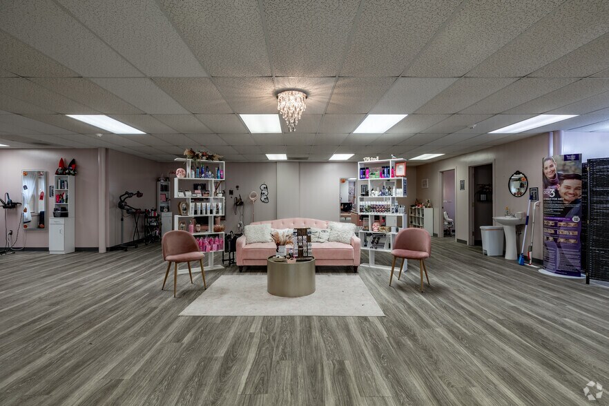 More Photos Of 754 S Cleveland Ave, Mogadore Medical For Sale