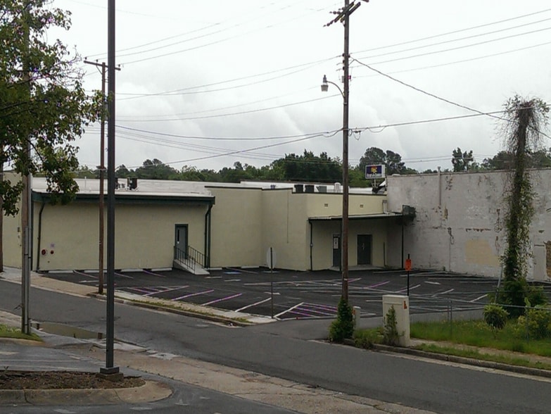 More Photos Of , Hot Springs General Retail For Sale