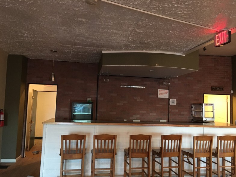 More Photos Of 463-473 North St, Rochester Storefront Retail Office For Lease