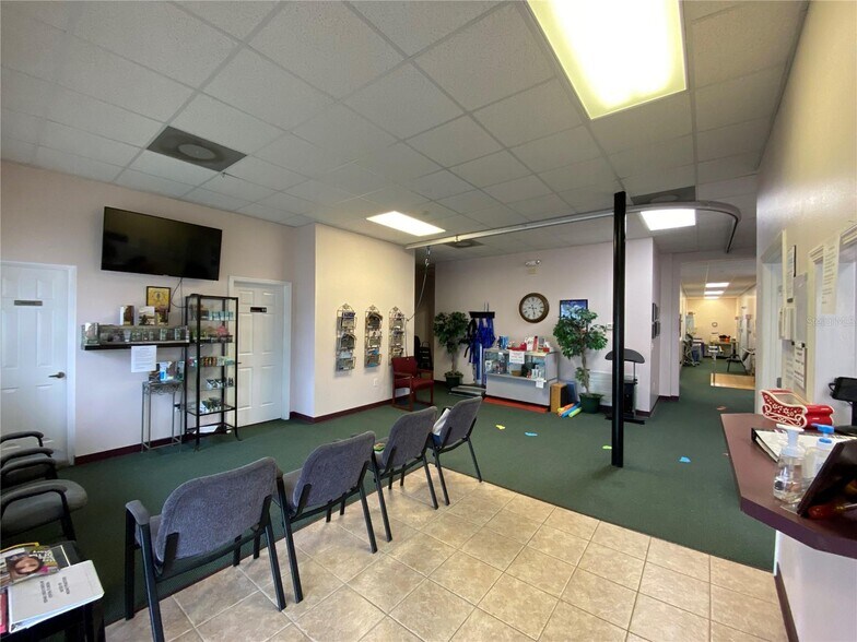 More Photos Of 205 N Scenic Hwy, Frostproof General Retail For Sale