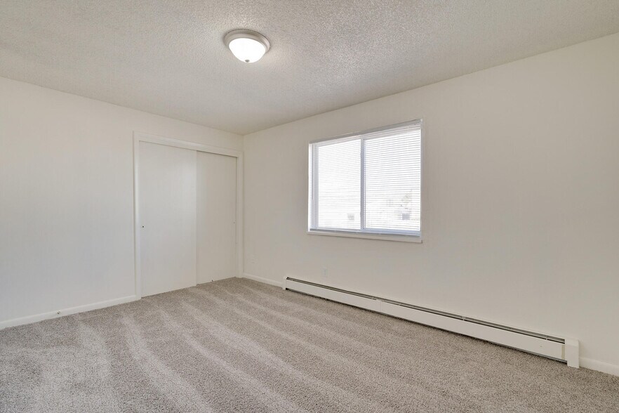 More Photos Of 2435-2459 W 11th St, Greeley Apartments For Sale