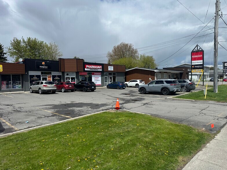 More Photos Of 829 Notre Dame St, Embrun Storefront Retail Residential For Sale