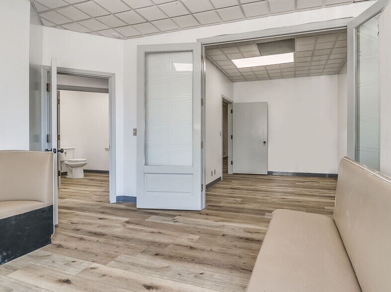 More Photos Of 13509 N Meridian Ave, Oklahoma City Medical For Sale