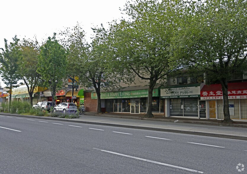 More Photos Of 8486 Granville St, Vancouver Storefront For Lease