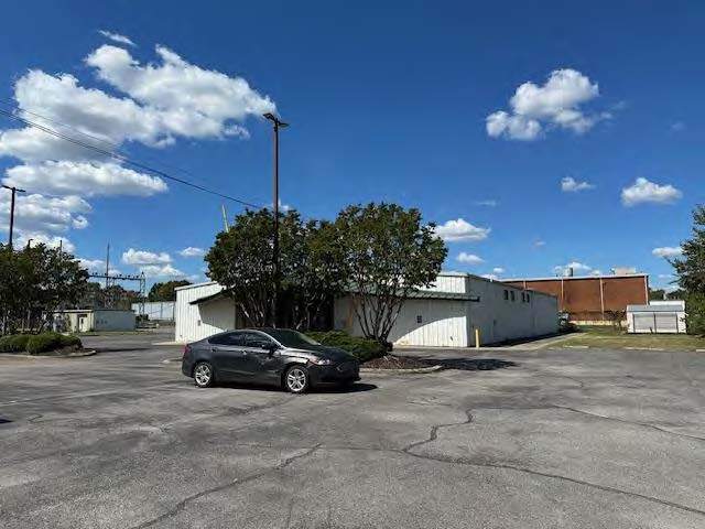 More Photos Of 3312 Long Ave, Huntsville Service For Sale
