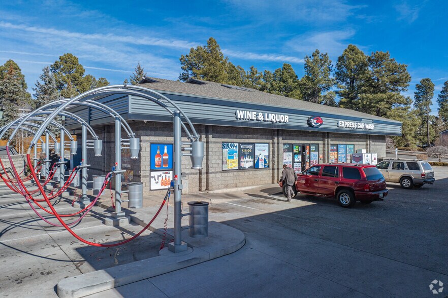 More Photos Of 2325 S Woodlands Village Blvd, Flagstaff Service Station For Sale