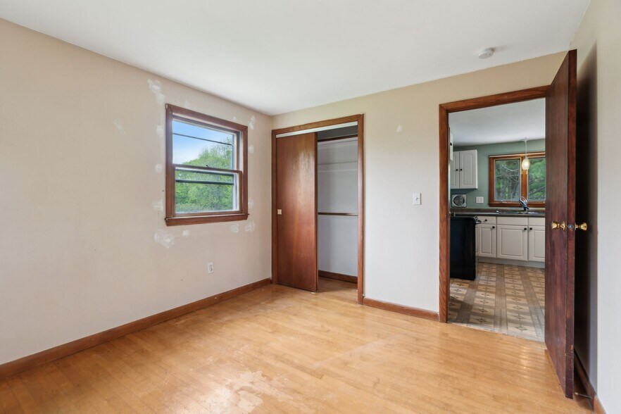 More Photos Of 705 Maine Ave, Farmingdale Multifamily For Sale