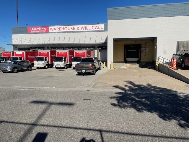 More Photos Of 580 W 100 N, Bountiful Distribution For Lease