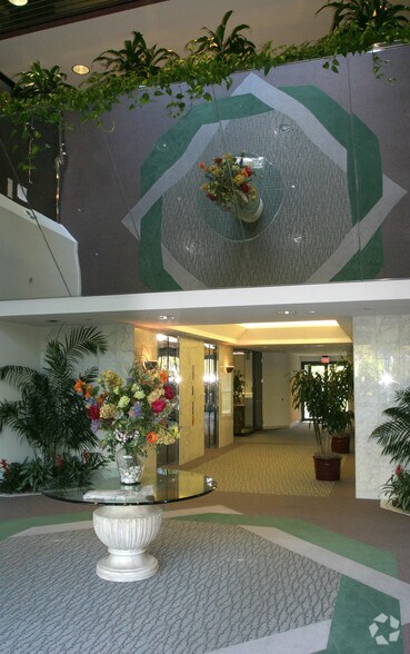 More Photos Of 5029 Corporate Woods Dr, Virginia Beach Office For Lease