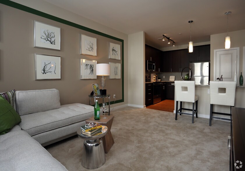 More Photos Of 101 N Wolfe St, Baltimore Apartments For Lease