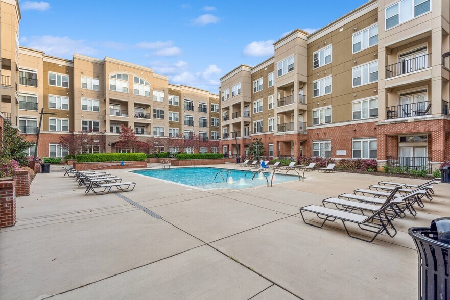 More Photos Of 9336 Kings Parade Blvd, Charlotte Apartments For Lease