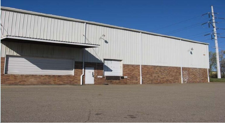 More Photos Of 4250-4276 Strausser St NW, Canton Warehouse For Lease