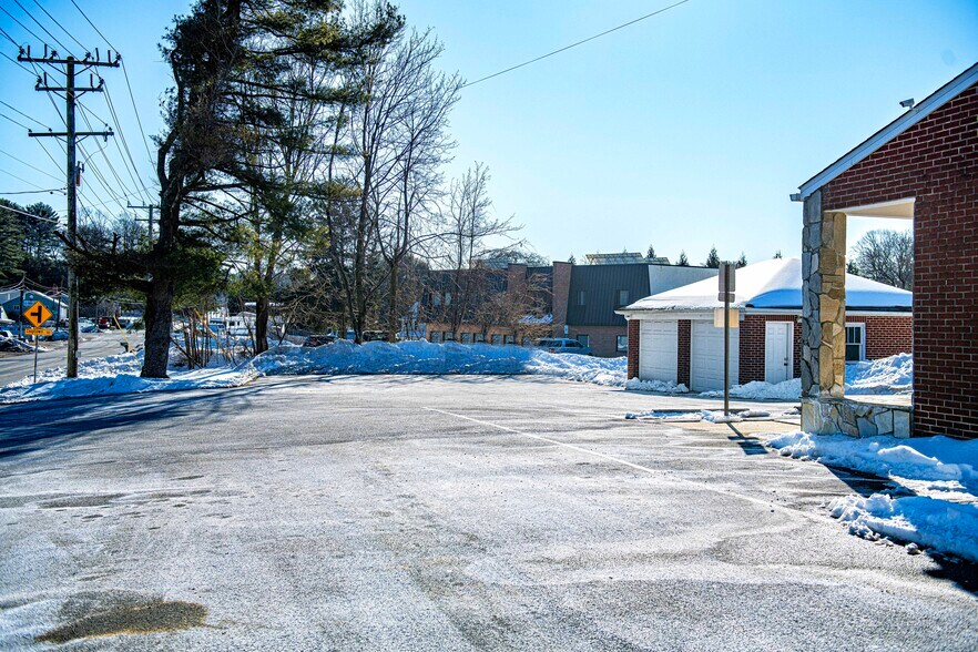 More Photos Of 1379 W Jarrettsville Rd, Forest Hill Office For Sale