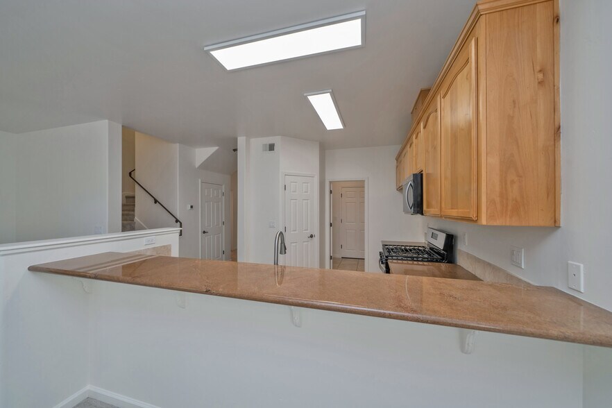 More Photos Of 3155 Navion Ct, Cameron Park Apartments For Sale