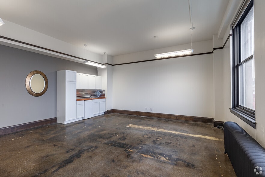 More Photos Of 275 4th St E, Saint Paul Office For Lease