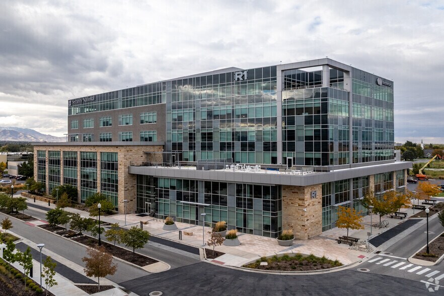 Primary Photo Of 434 W Ascension Way, Murray Office For Lease