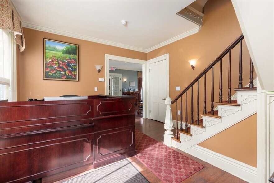 More Photos Of 305 Main St, East Aurora Office For Sale