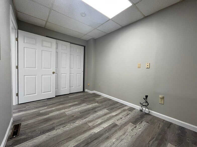 More Photos Of 1390 Mendon Rd, Cumberland General Retail For Lease