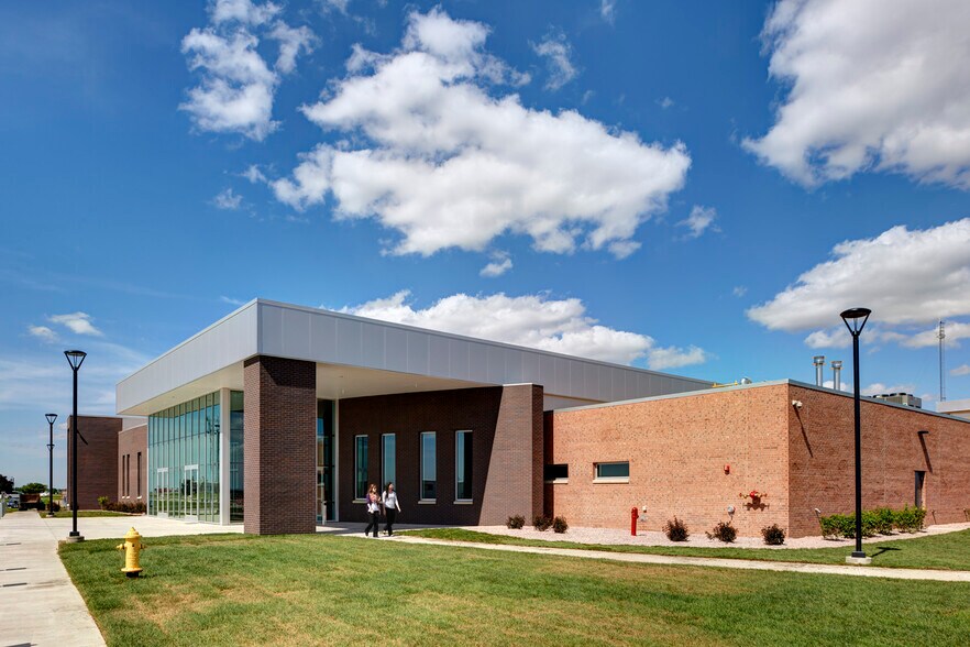 Primary Photo Of 4215 Highway 146, Grinnell Theater Concert Hall For Sale