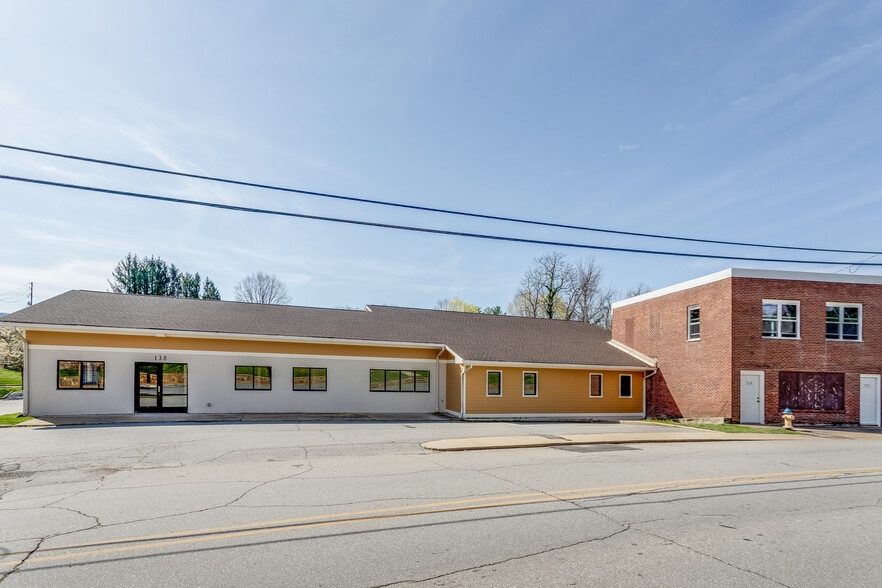 More Photos Of 138 N Main St, Canton Healthcare For Sale