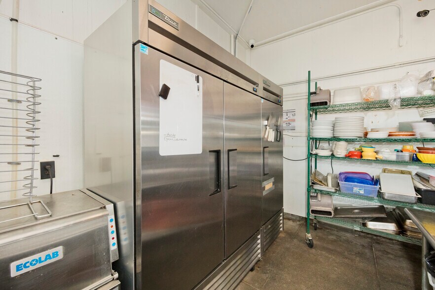 More Photos Of 95-1148 Naalehu Spur RD., Naalehu Restaurant For Sale