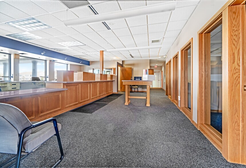 More Photos Of 245 N Peters Ave, Fond Du Lac General Retail For Sale