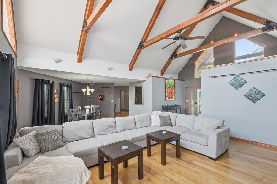 More Photos Of 25695 Mulberry Rd, Webb City Winery Vineyard For Sale