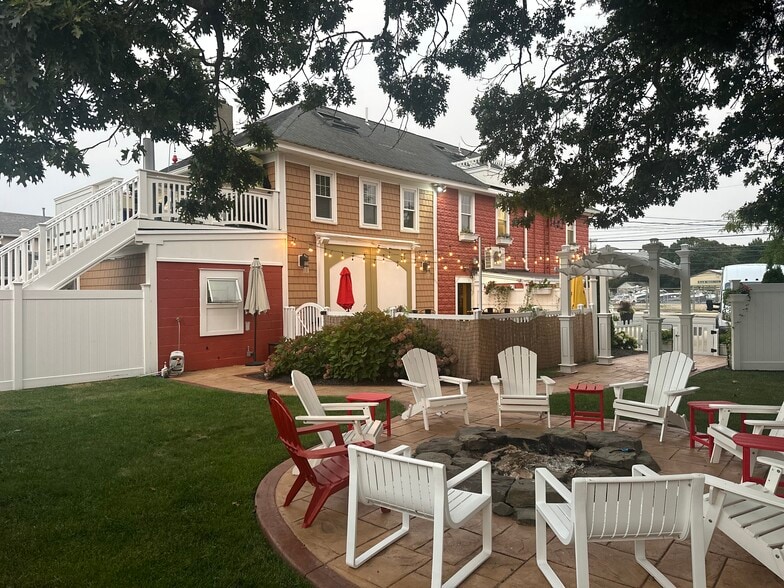 More Photos Of 145 Main St, Buzzards Bay Restaurant For Sale