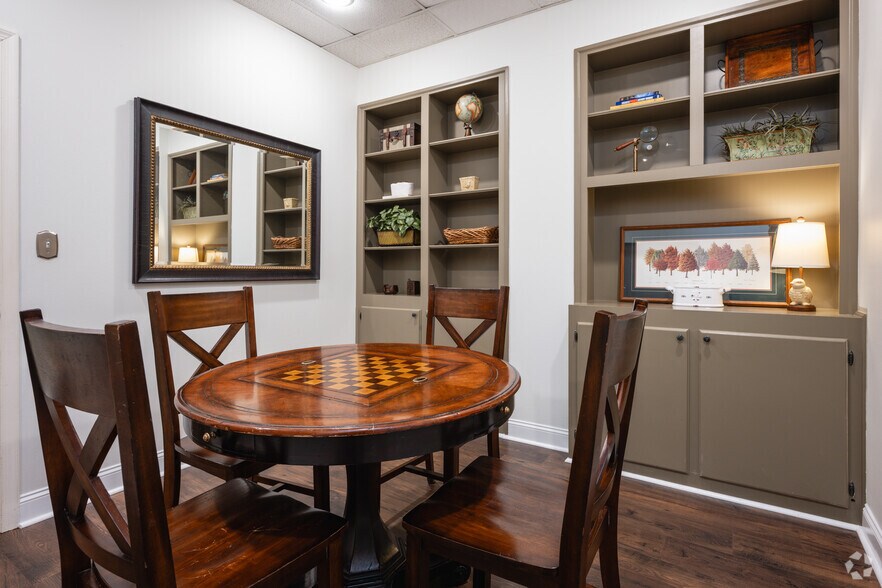 More Photos Of 439 Congaree Rd, Greenville Office For Lease