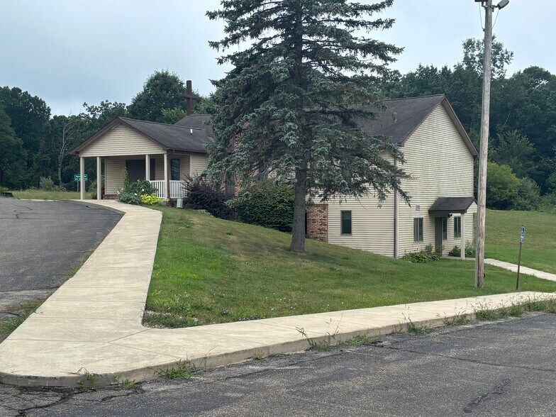 More Photos Of 180 Grange Hall Rd, Ortonville Religious Facility For Sale