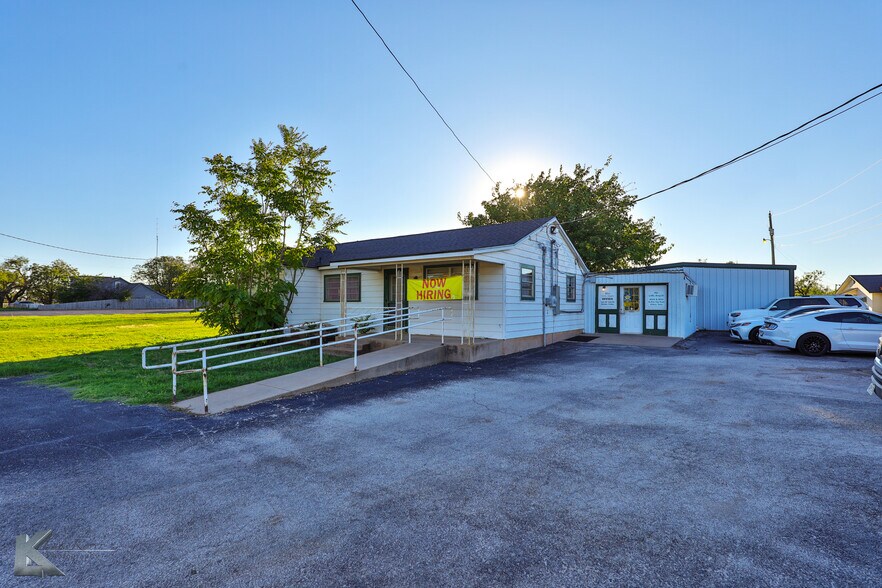 More Photos Of 6000 Buffalo Gap Rd, Abilene Daycare Center For Sale