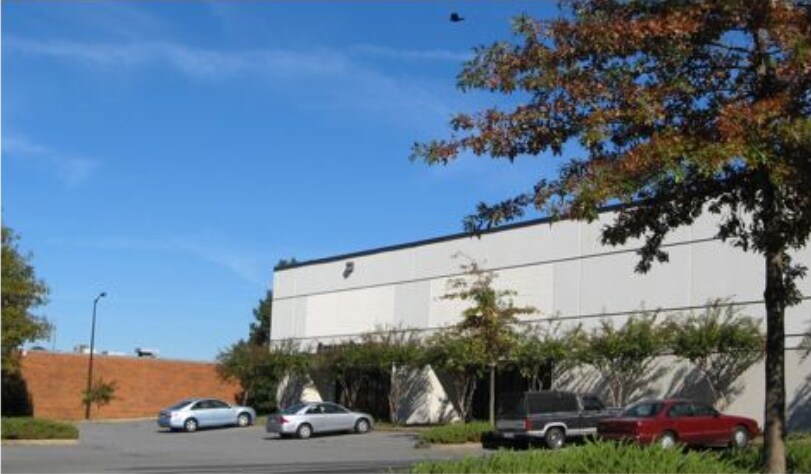 More Photos Of 495 Brown Industrial Pky, Canton Warehouse For Lease