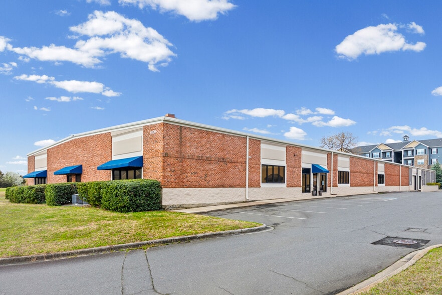 Primary Photo Of 8190 Regent Pky, Fort Mill Warehouse For Lease