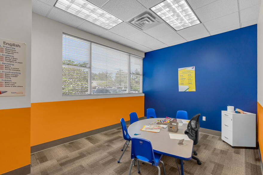 More Photos Of 6707 Sterling Ridge Dr, The Woodlands Medical For Lease