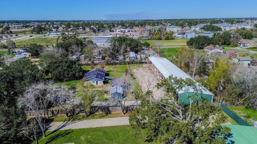 More Photos Of 18910 Carrot St, Spring Trailer Camper Park For Sale