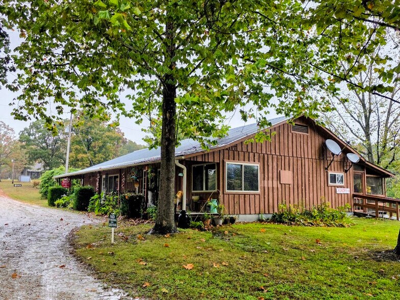 Primary Photo Of 755 SW Highway 54, Osceola Trailer Camper Park For Sale