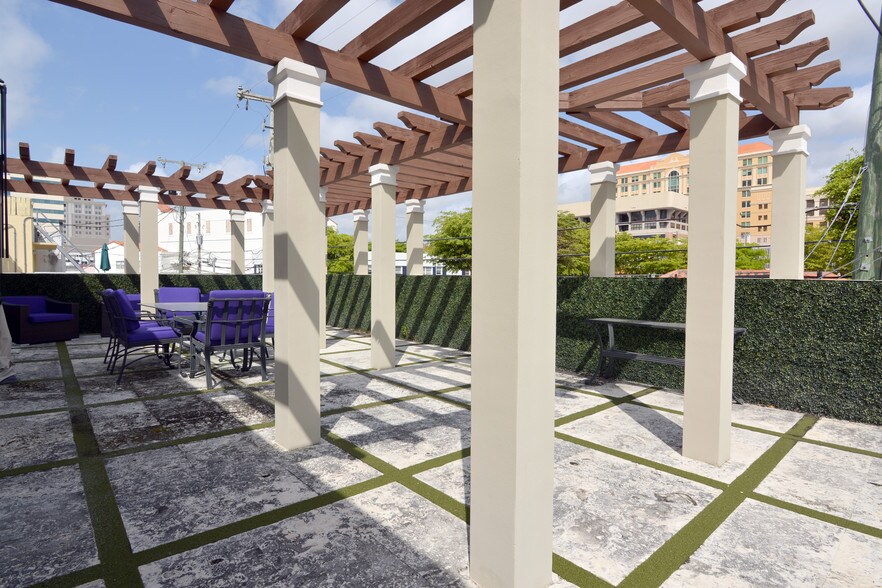 More Photos Of 133 Sevilla Ave, Coral Gables Medical For Lease