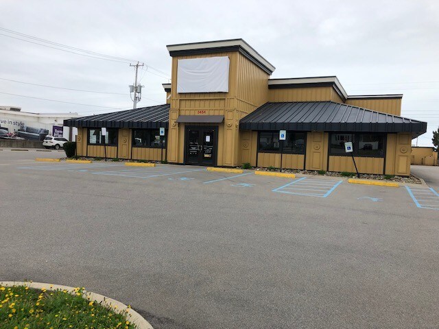 More Photos Of 3454 Mckinley Pky, Buffalo Restaurant For Sale