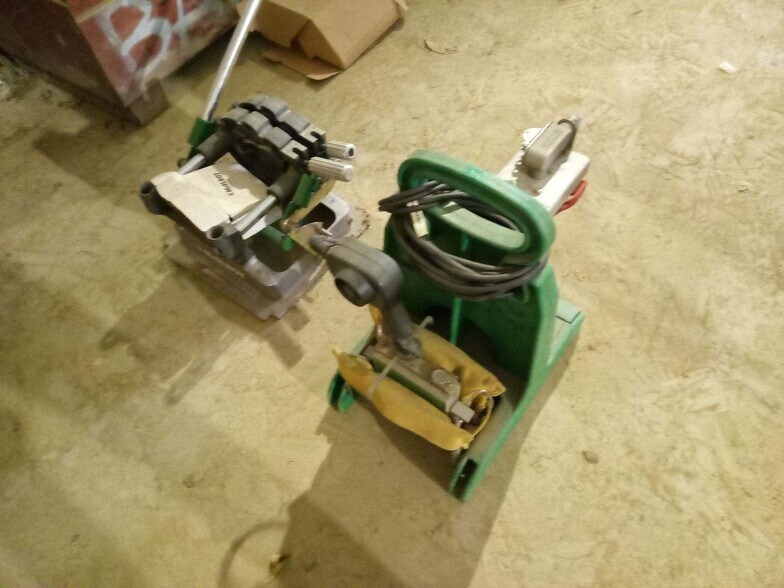 More Photos Of 224 Michael Ln, New Berlin Racetrack For Sale