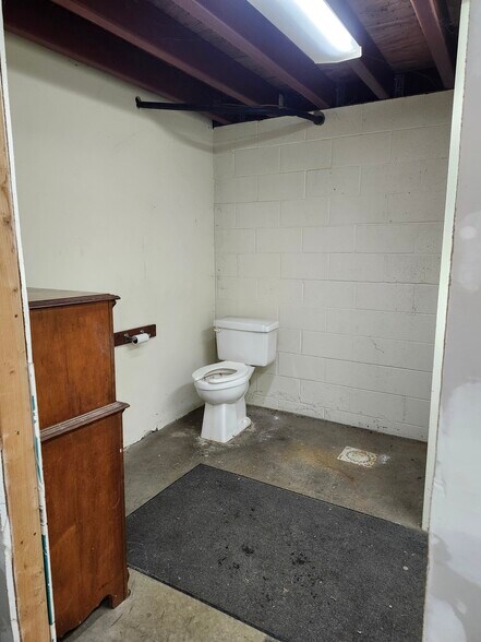 More Photos Of 826 Franklin Rd, Mercer Medical For Lease