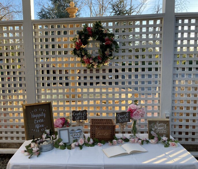 More Photos Of 870 Hartnell Ave, Redding Garden Center For Sale